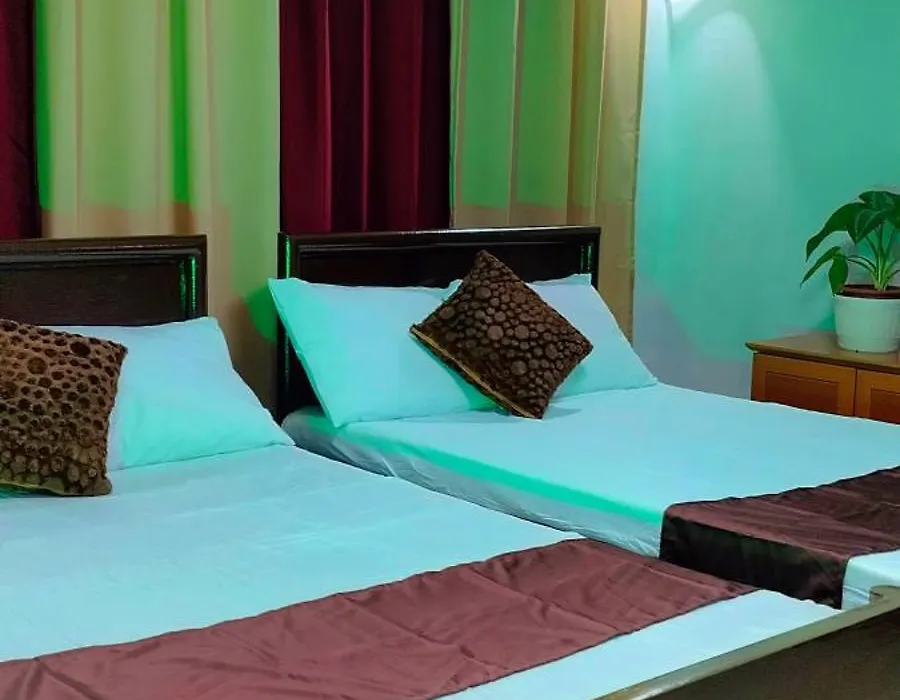 Pacifico'S Hostel-1